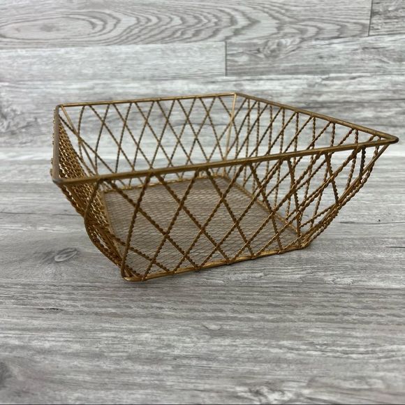 Metallic Bronze Wire Organizer Storage Basket - Picture 3 of 8